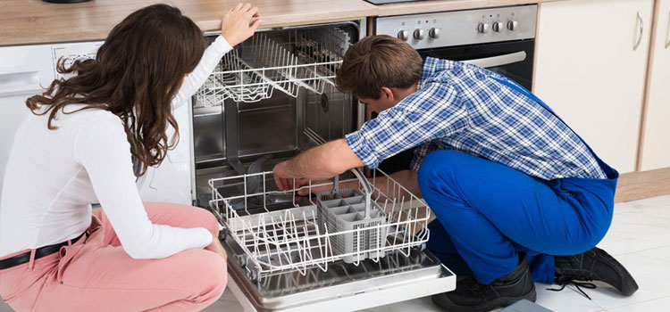 Frigidaire microwave-installation in Pelham Manor, NY